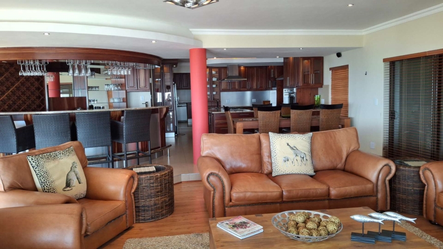 5 Bedroom Property for Sale in Blueberry Hill Western Cape